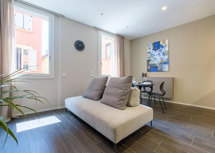 Golden By Apartament Bolonia