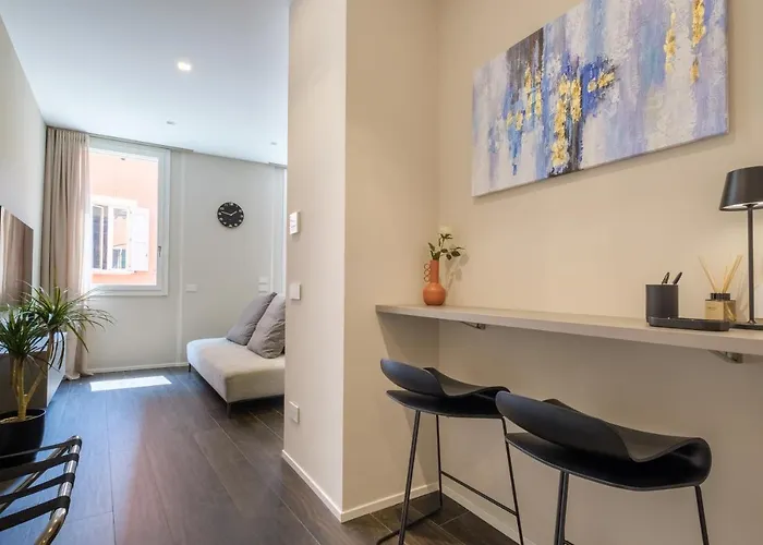 Apartament Golden By *