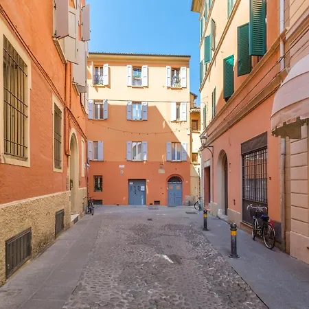 Golden By Apartment Bologna