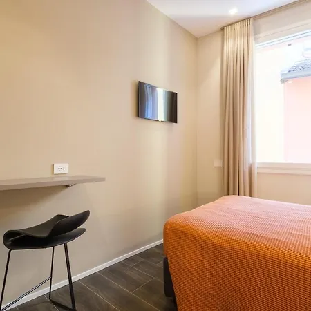 Apartment Golden By