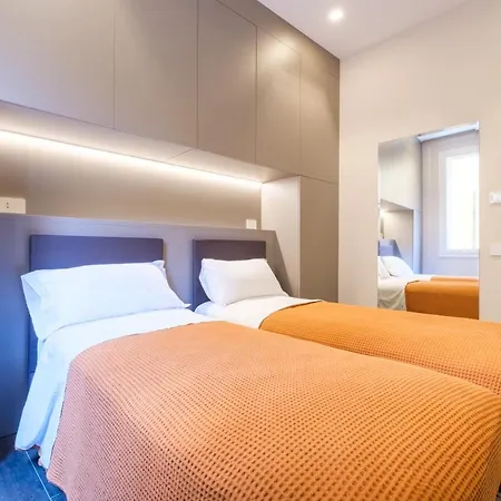 Golden By * Μπολόνια